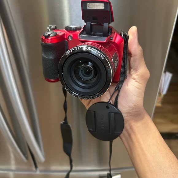 Rare FUJIFILM FINEPIX S4800 16 MP Digital Camera Red w/bag TESTED WORKS